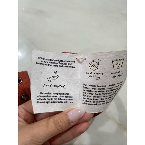 NWT Free People NWT Avril Grommet Canvas Belt SIize M/L - Picture 3 of 5